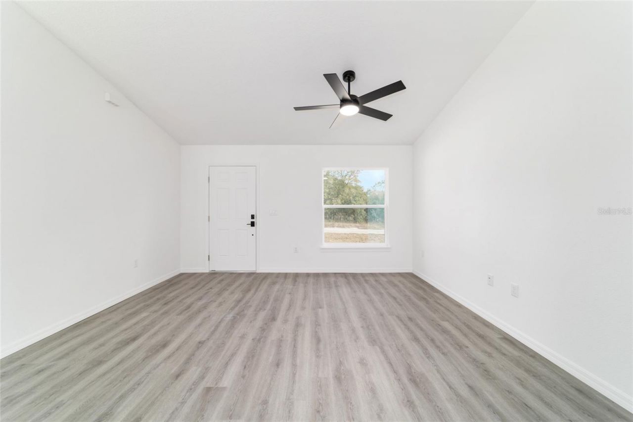 24492 NW Hemlock Avenue, Dunnellon, FL 34431 Photo