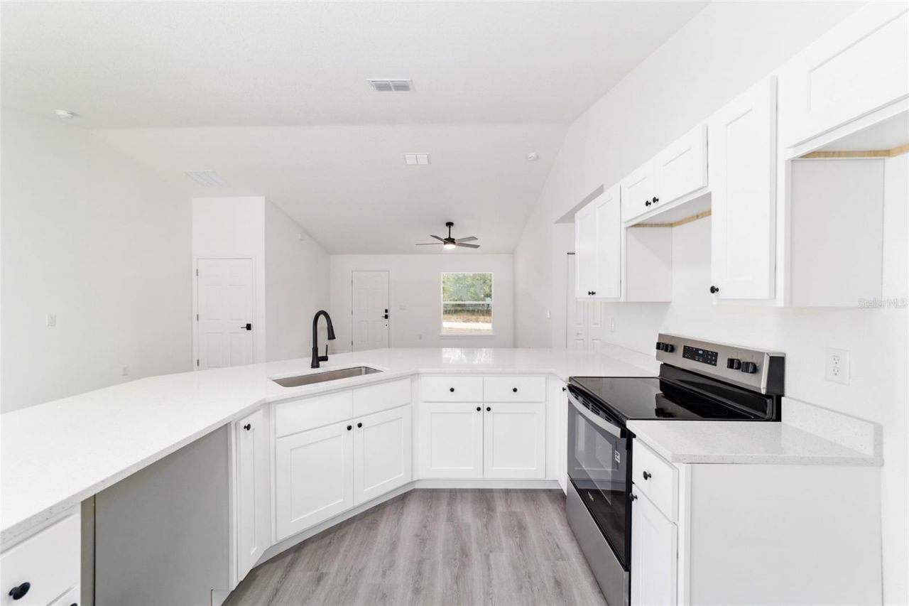 24492 NW Hemlock Avenue, Dunnellon, FL 34431 Photo