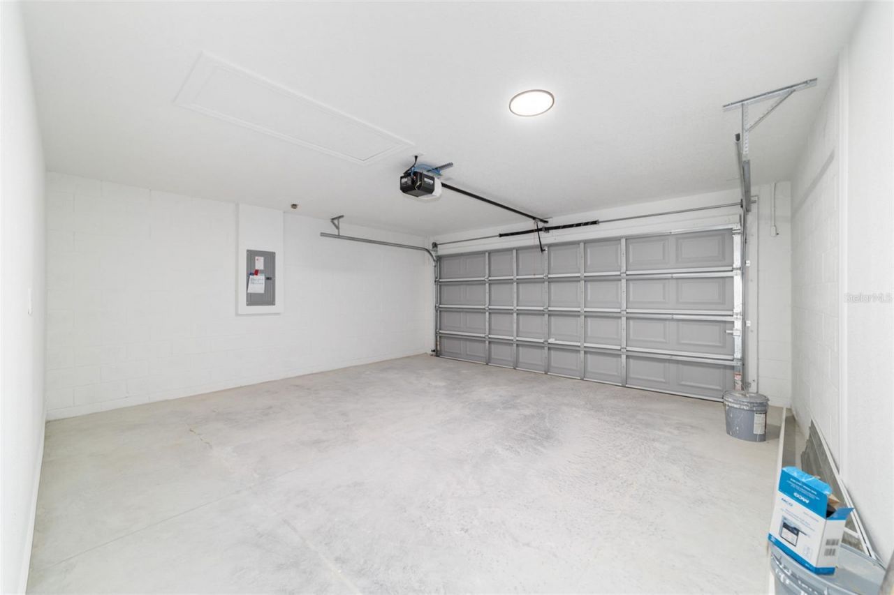 24492 NW Hemlock Avenue, Dunnellon, FL 34431 Photo