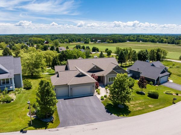 2536 Crown Drive W, Traverse City, MI 49685
