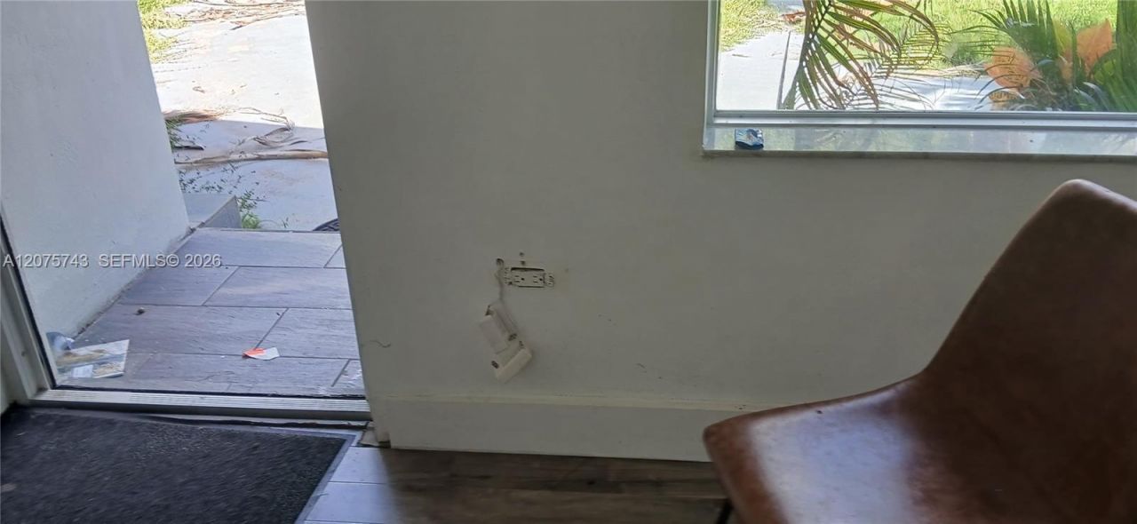 1460 Marseille Dr, Miami Beach, FL 33141 Photo