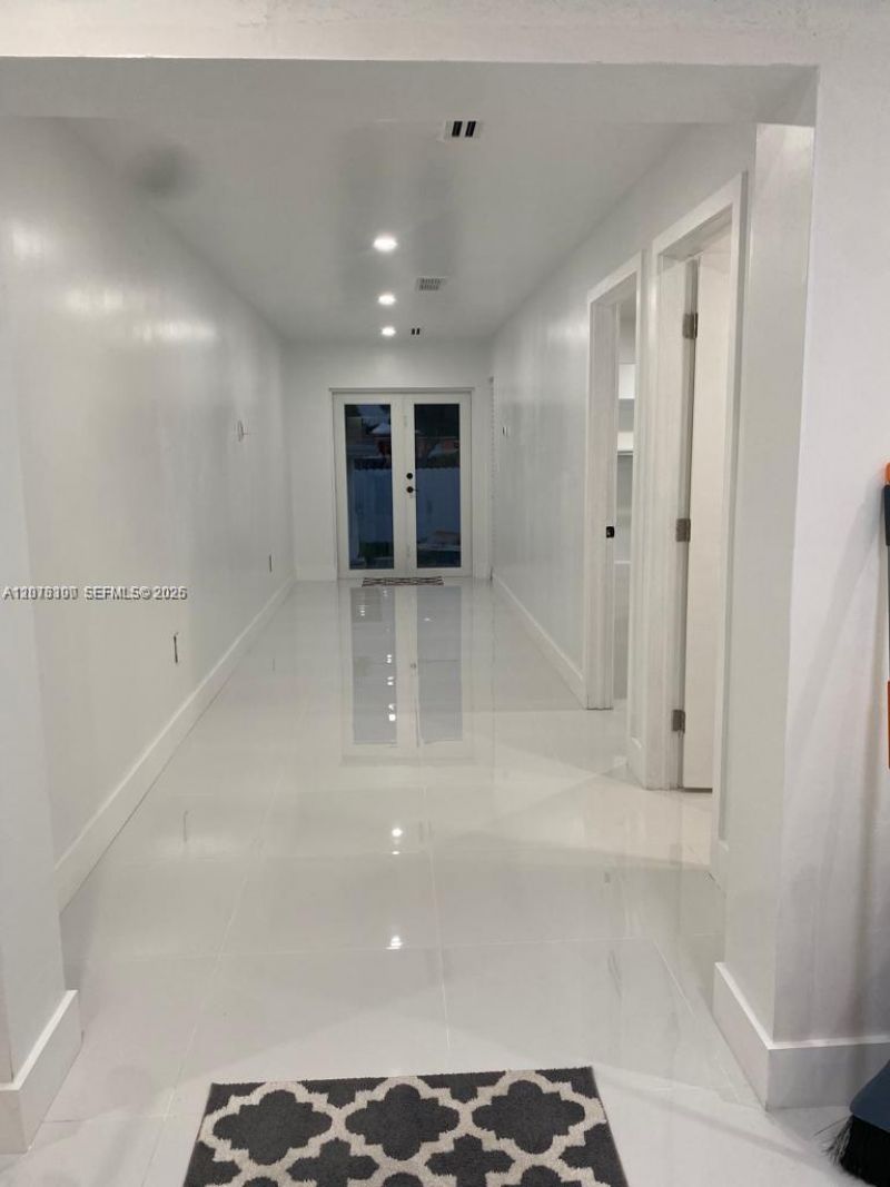 350 W 16th St, Hialeah, FL 33010 Photo