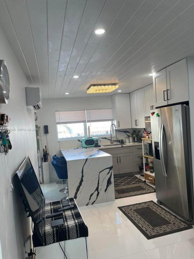 350 W 16th St, Hialeah, FL 33010 Photo