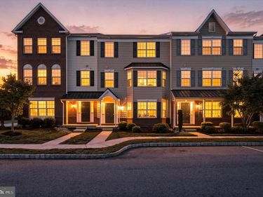 2077 MORGAN HILL DRIVE, Unit M31, PENNSBURG, PA 18073