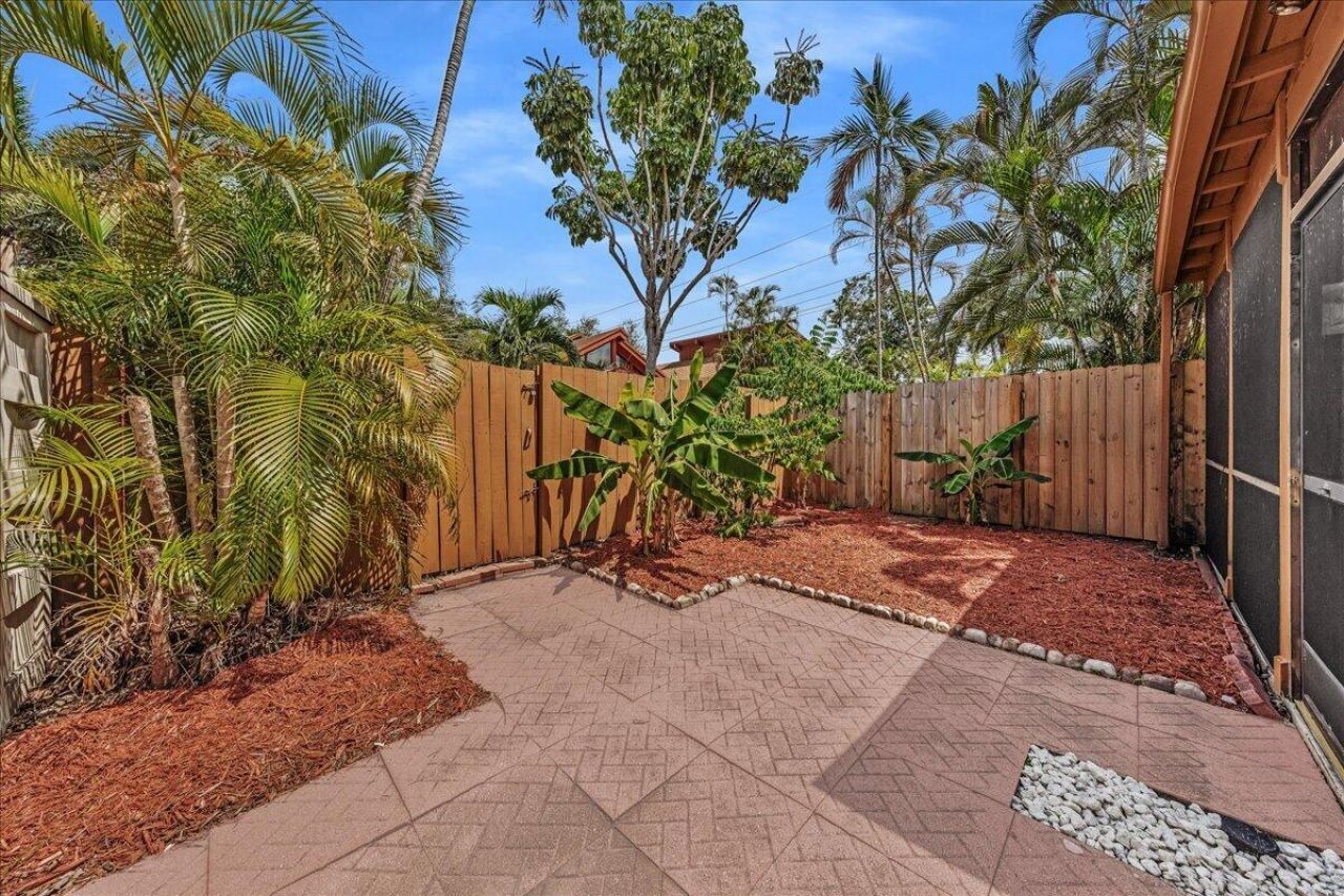 6120 NW 33rd Way, Fort Lauderdale, FL 33309 Photo