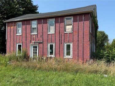 14909 Ridge Road W, Kent, NY 14477