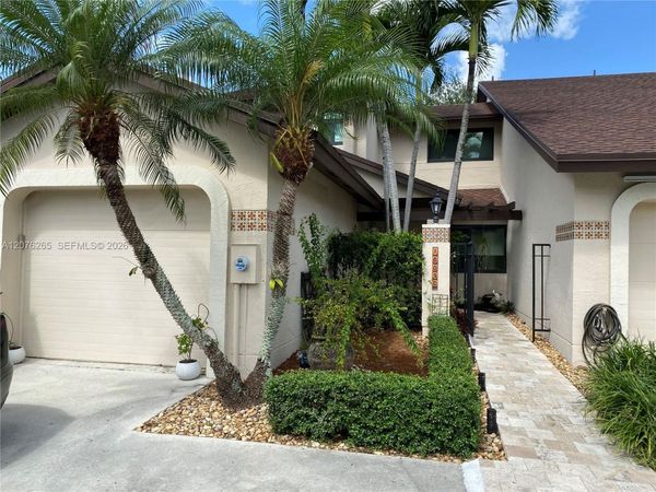 10050 SW 137th Ct , Miami, FL 33186