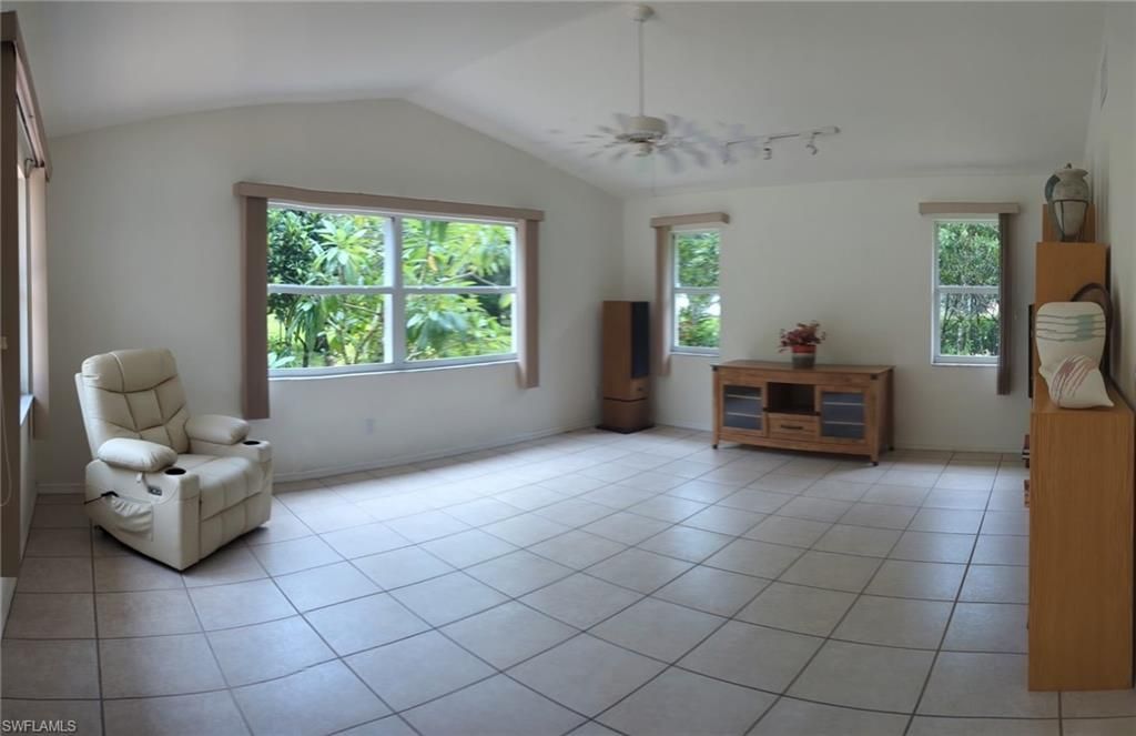 2730 2nd St Ne, Naples, FL 34120 Photo