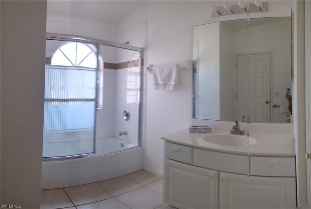 2730 2nd St Ne, Naples, FL 34120 Photo