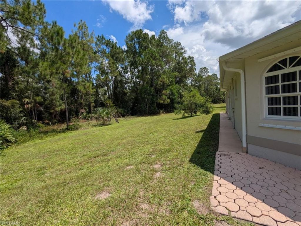 2730 2nd St Ne, Naples, FL 34120 Photo