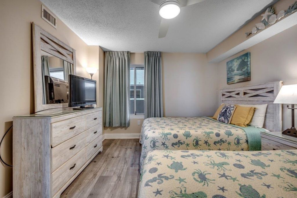 161 Seawatch Dr. Photo 18