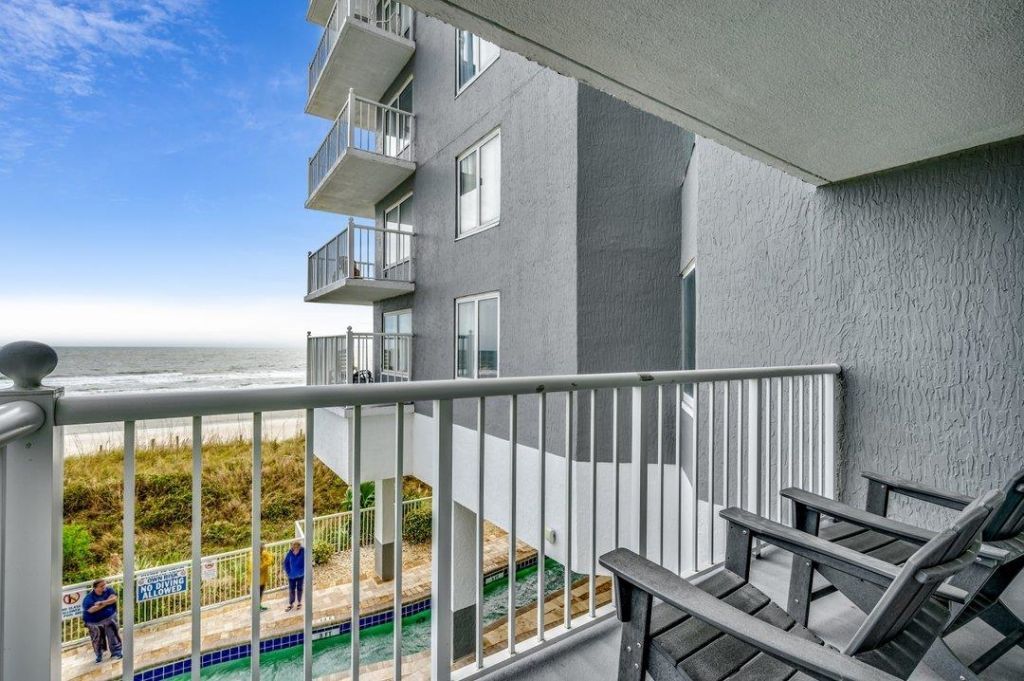 161 Seawatch Dr. Photo 25