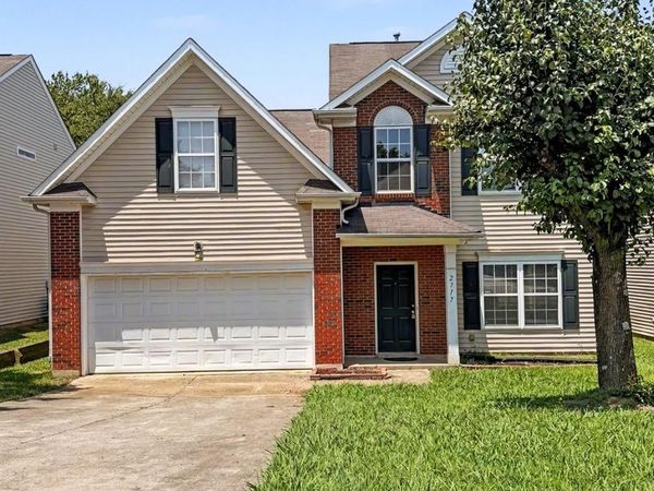 2717 Forest Grove Court , Charlotte, NC 28269