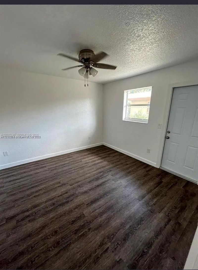 2500 Franklin Dr, Fort Lauderdale, FL 33311 Photo