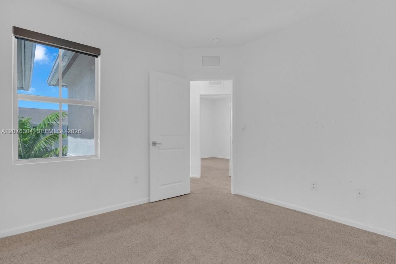 805 SE 18th St, Unit 805, Homestead, FL 33034 Photo
