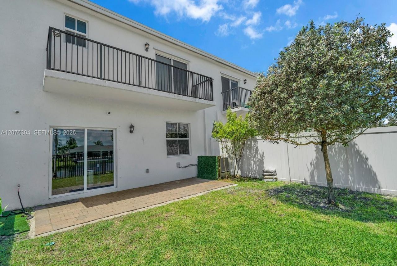 805 SE 18th St, Unit 805, Homestead, FL 33034 Photo