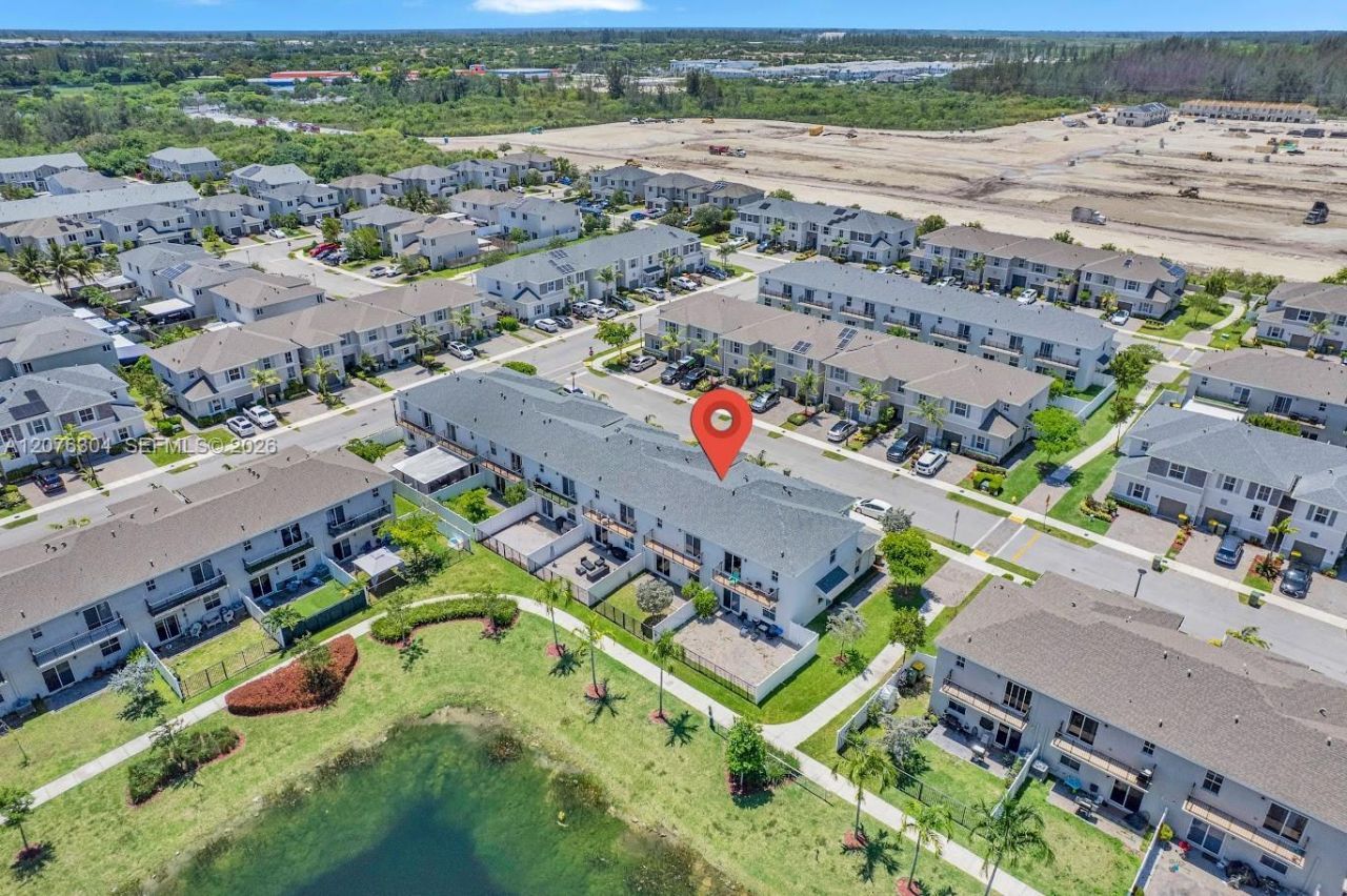 805 SE 18th St, Unit 805, Homestead, FL 33034 Photo