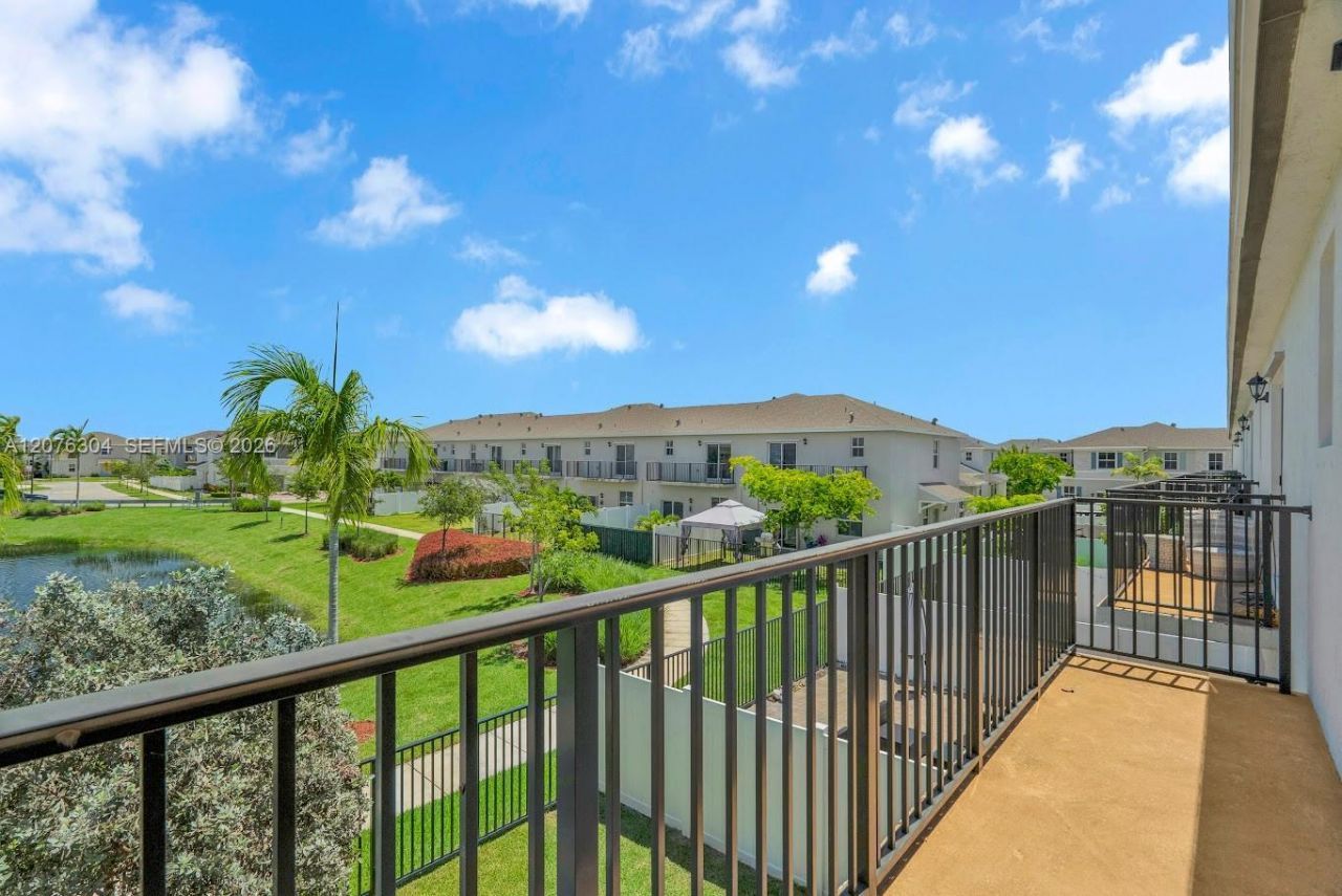 805 SE 18th St, Unit 805, Homestead, FL 33034 Photo