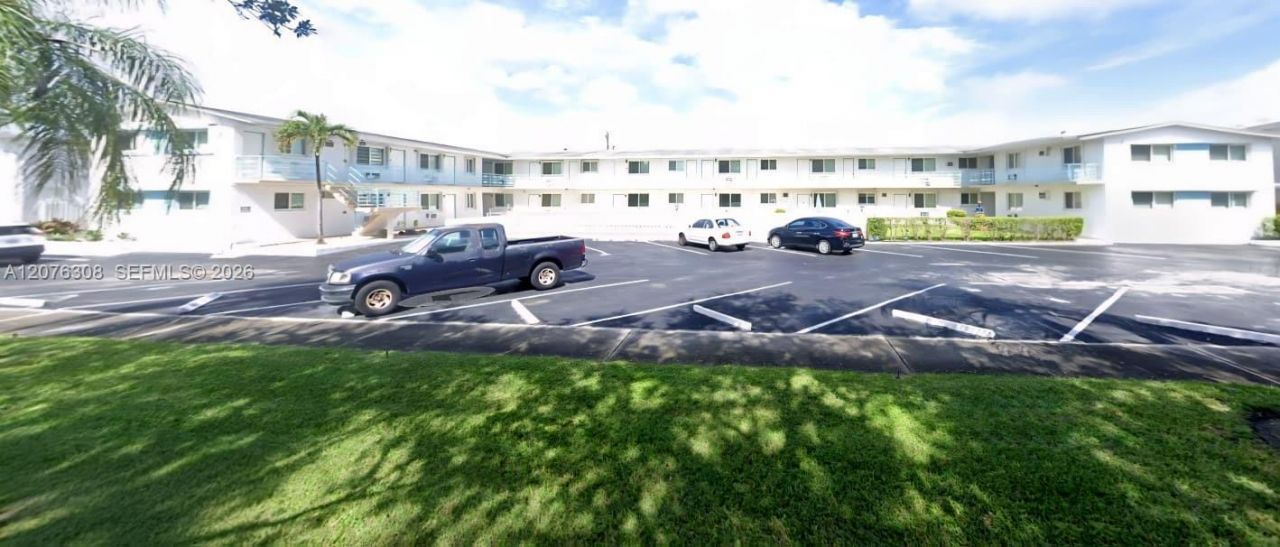 3525 Tyler St, Unit 9, Hollywood, FL 33021 Photo