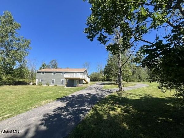 2993 U.S. 20, Sloansville, NY 12160
