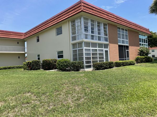 88 CROOKED TREE Lane, Unit 105, Vero Beach, FL 32962