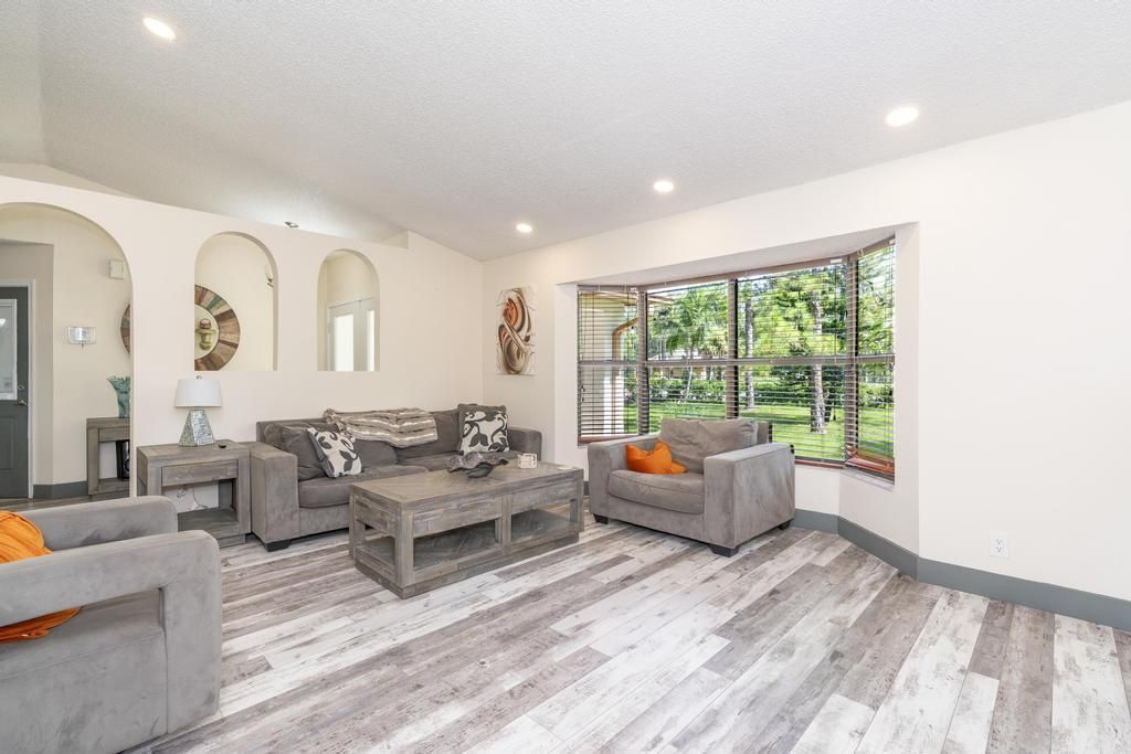 15211 60th Place N, The Acreage, FL 33470 Photo