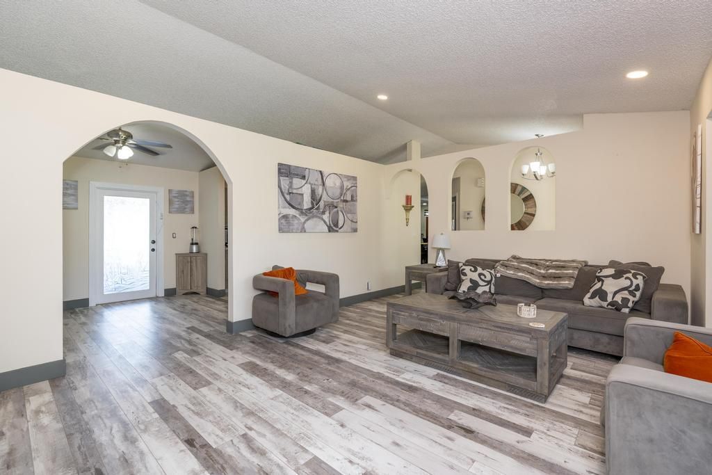 15211 60th Place N, The Acreage, FL 33470 Photo
