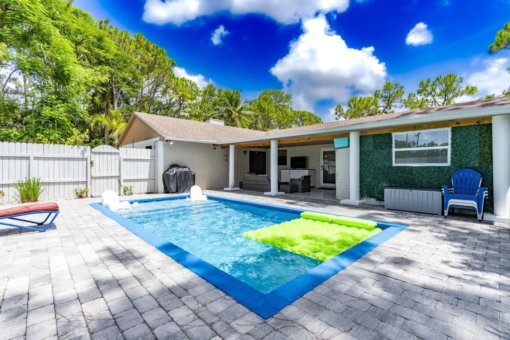 15211 60th Place N, The Acreage, FL 33470 Photo