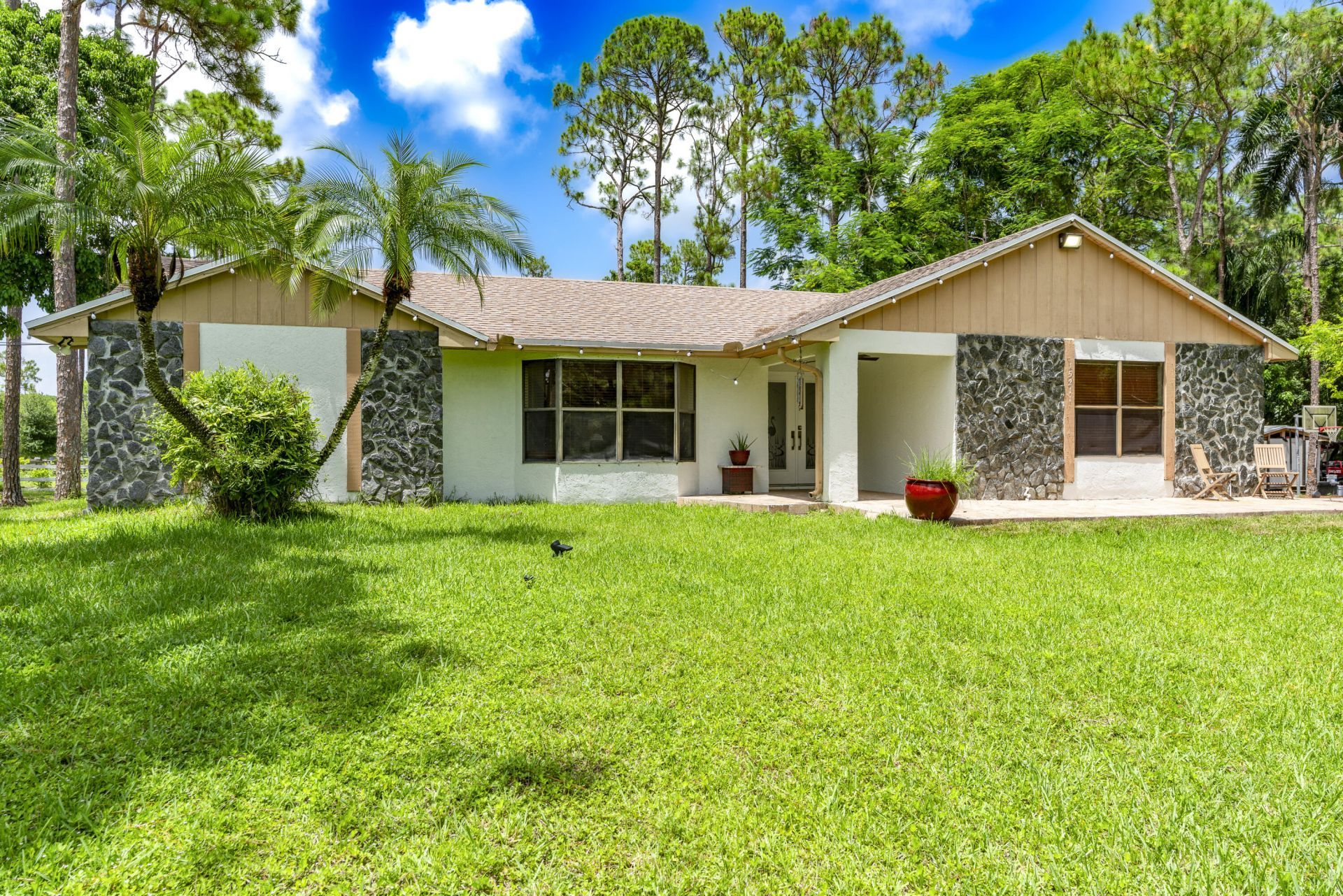 15211 60th Place N, The Acreage, FL 33470 Photo