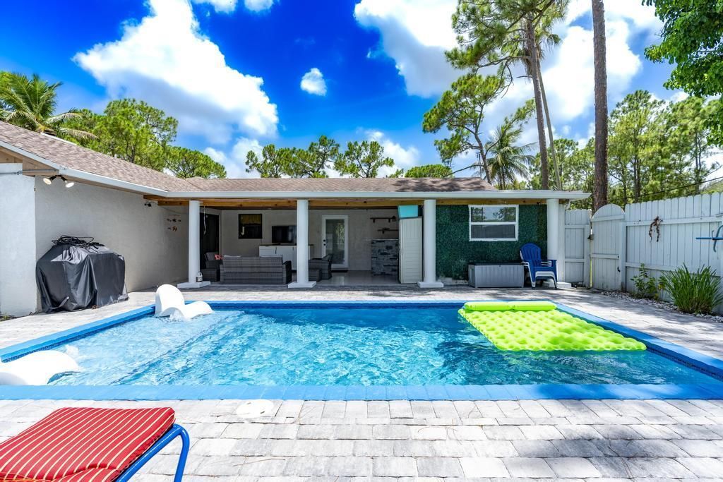 15211 60th Place N, The Acreage, FL 33470 Photo