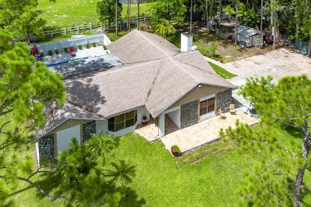 15211 60th Place N, The Acreage, FL 33470 Photo