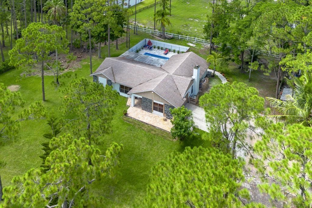 15211 60th Place N, The Acreage, FL 33470 Photo