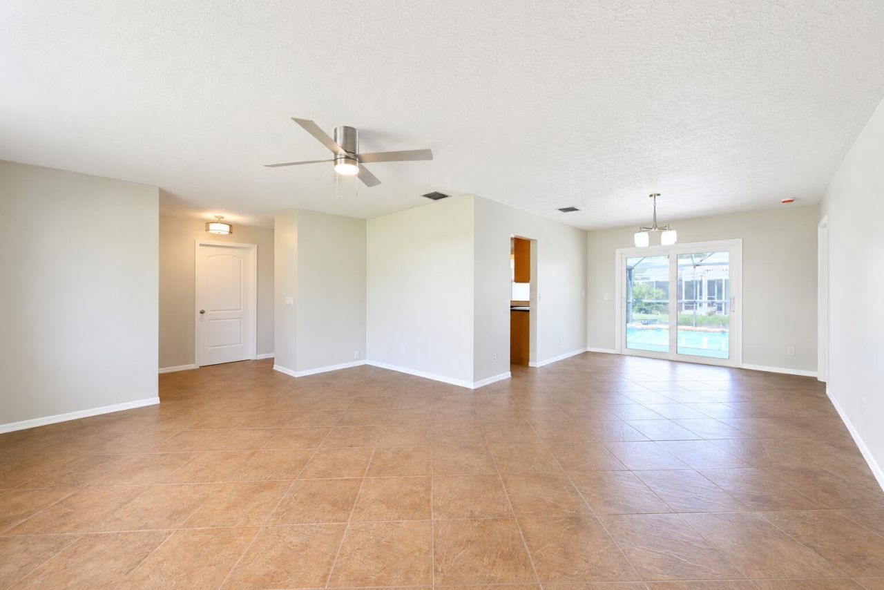 1091 SE Preston Lane, Port Saint Lucie, FL 34983 Photo