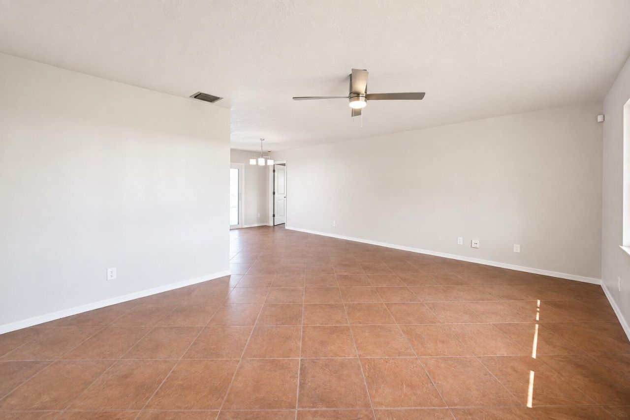 1091 SE Preston Lane, Port Saint Lucie, FL 34983 Photo