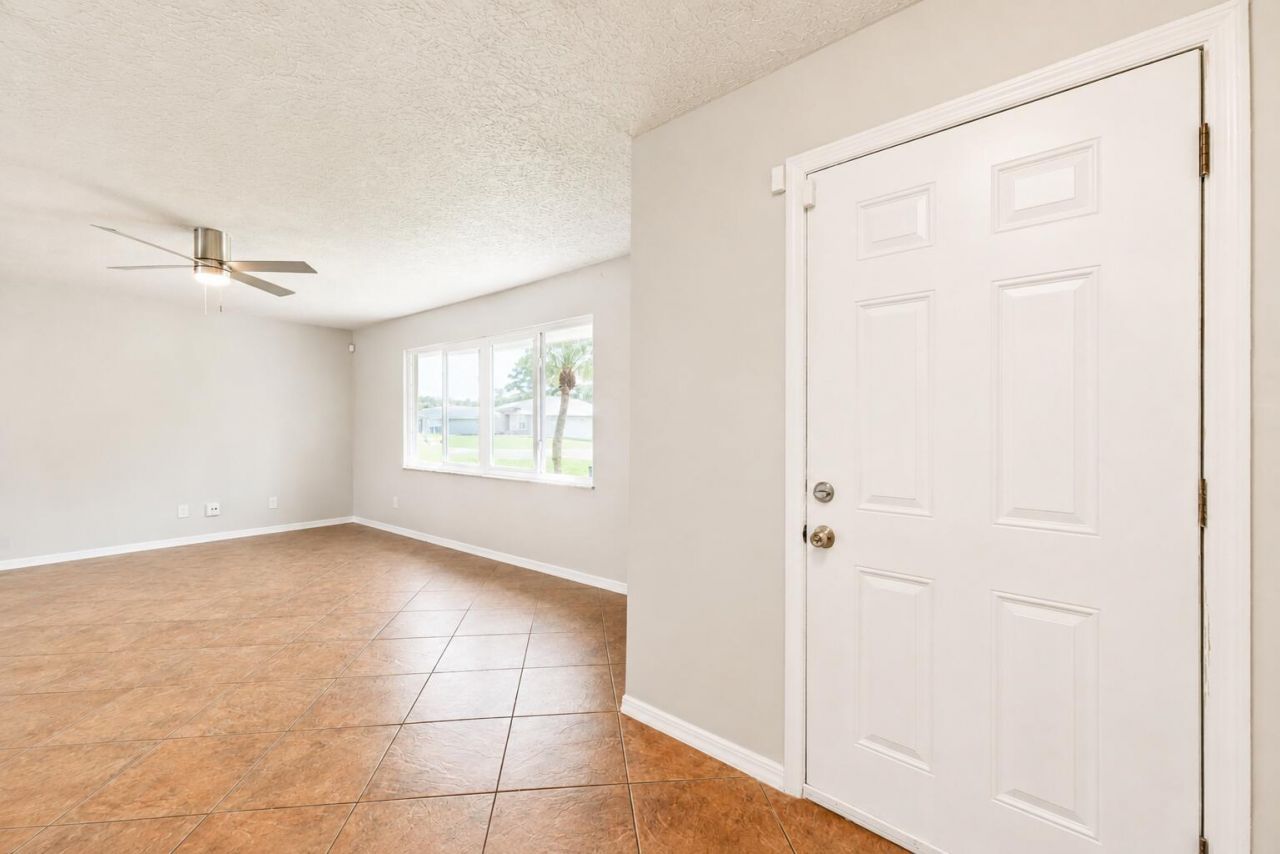 1091 SE Preston Lane, Port Saint Lucie, FL 34983 Photo