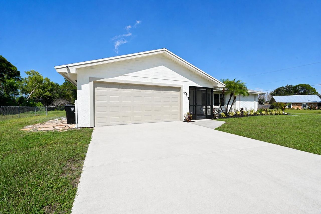 1091 SE Preston Lane, Port Saint Lucie, FL 34983 Photo