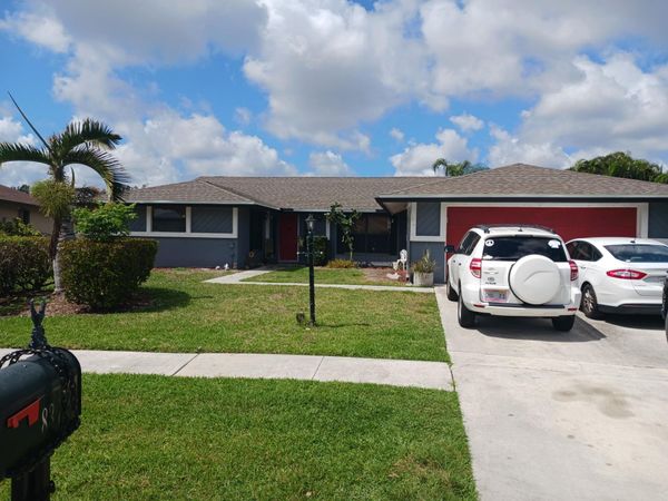 8353 Raymond Drive, Boynton Beach, FL 33472