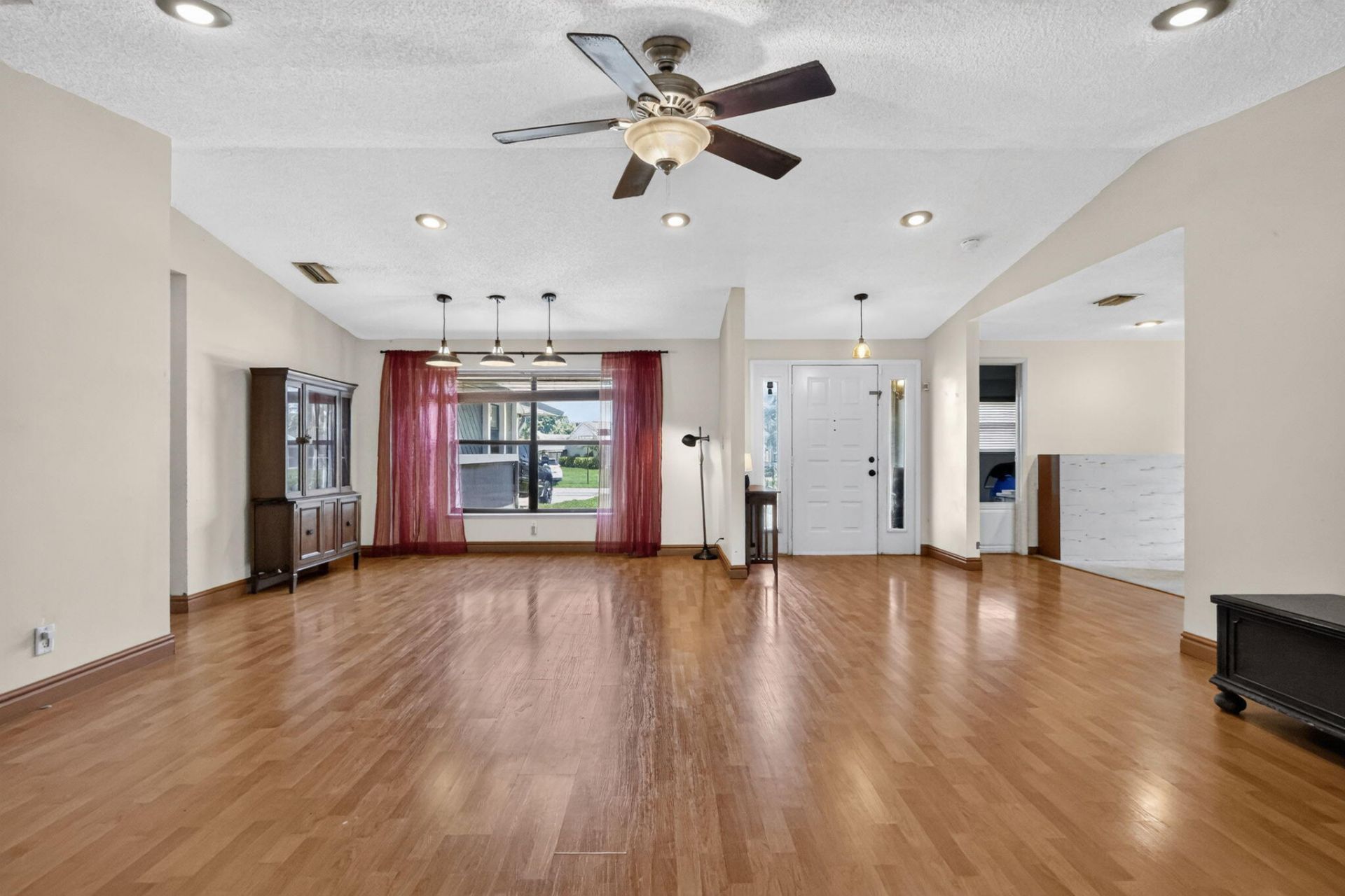 8353 Raymond Drive, Boynton Beach, FL 33472 Photo