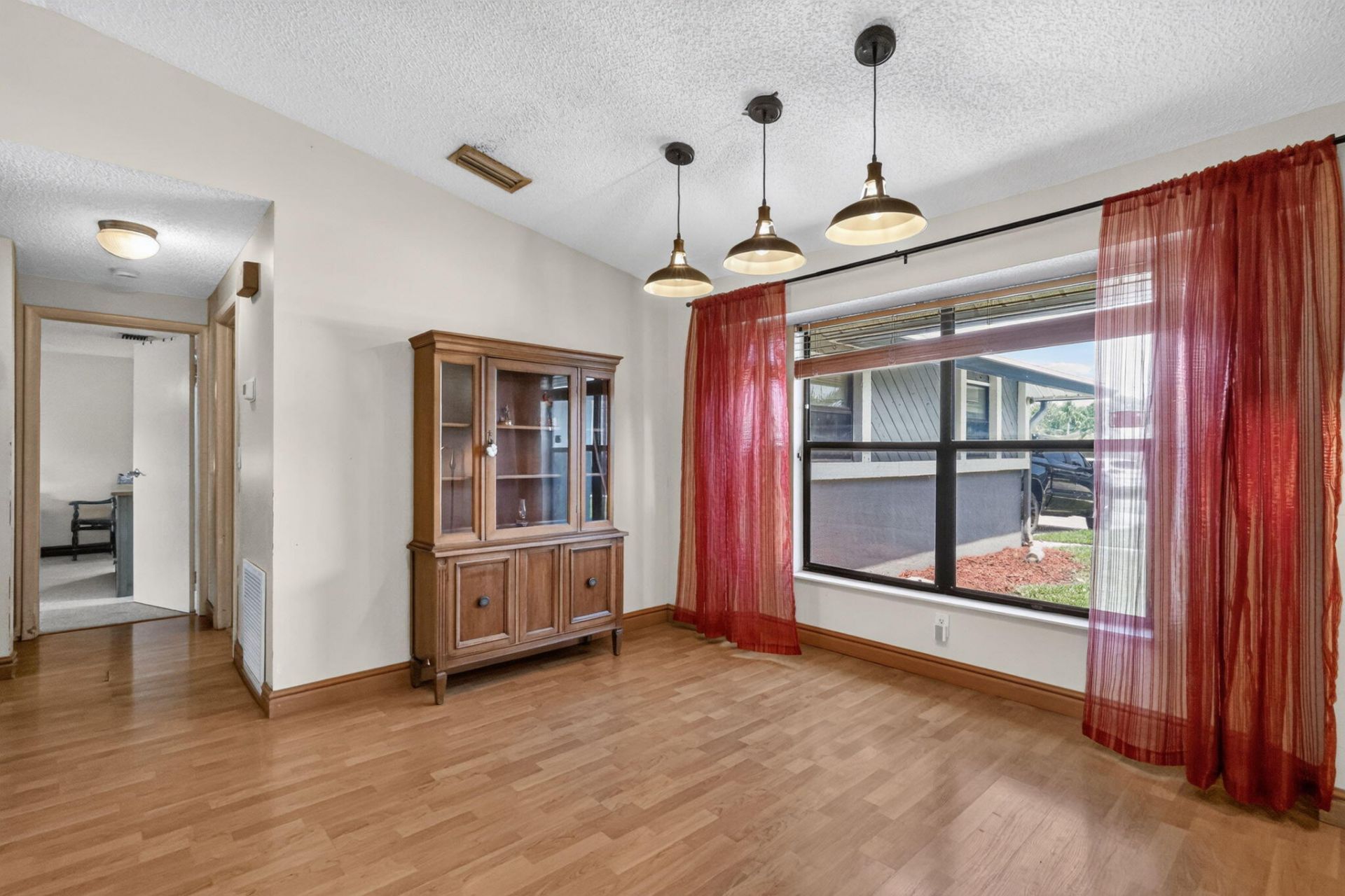 8353 Raymond Drive, Boynton Beach, FL 33472 Photo