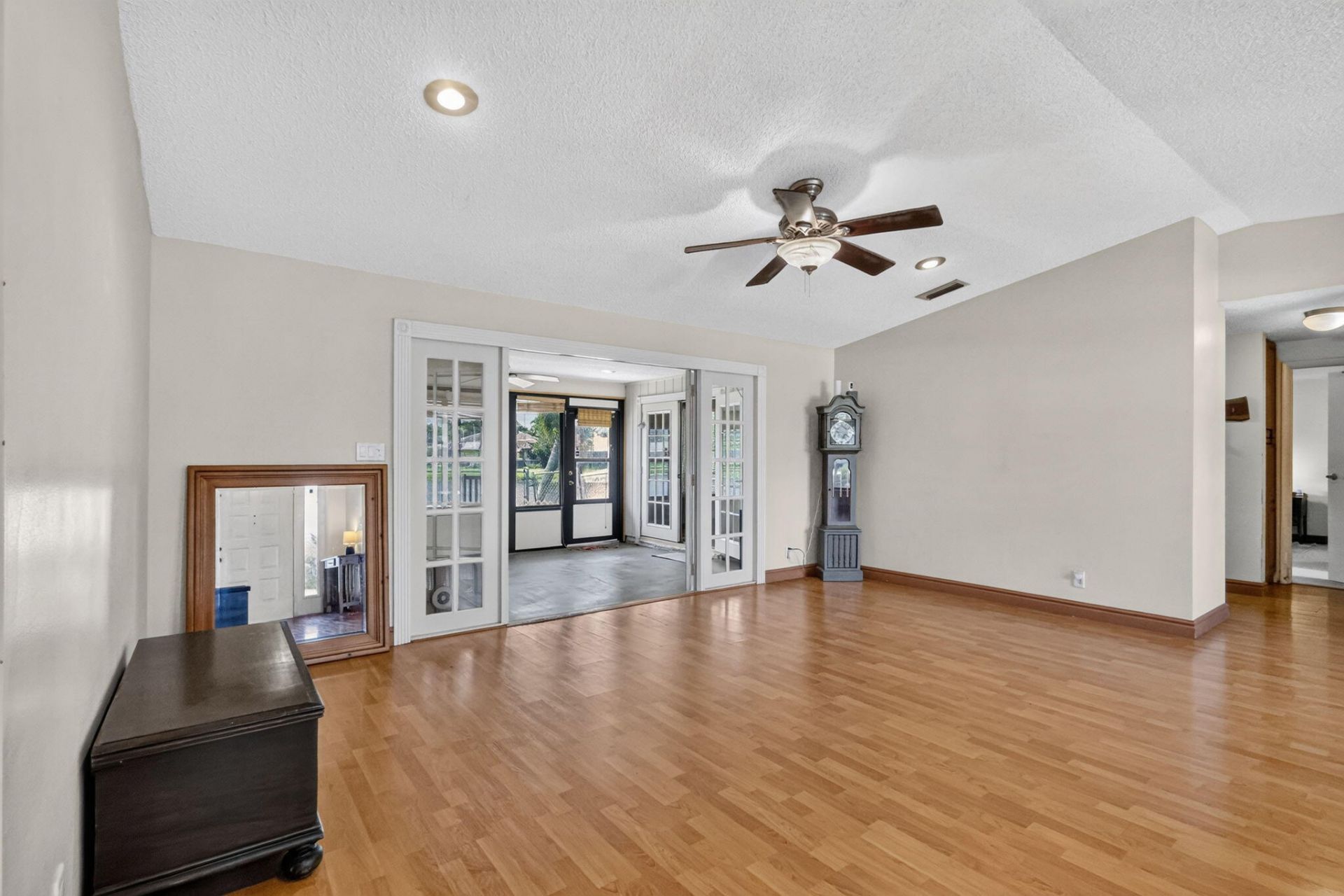 8353 Raymond Drive, Boynton Beach, FL 33472 Photo