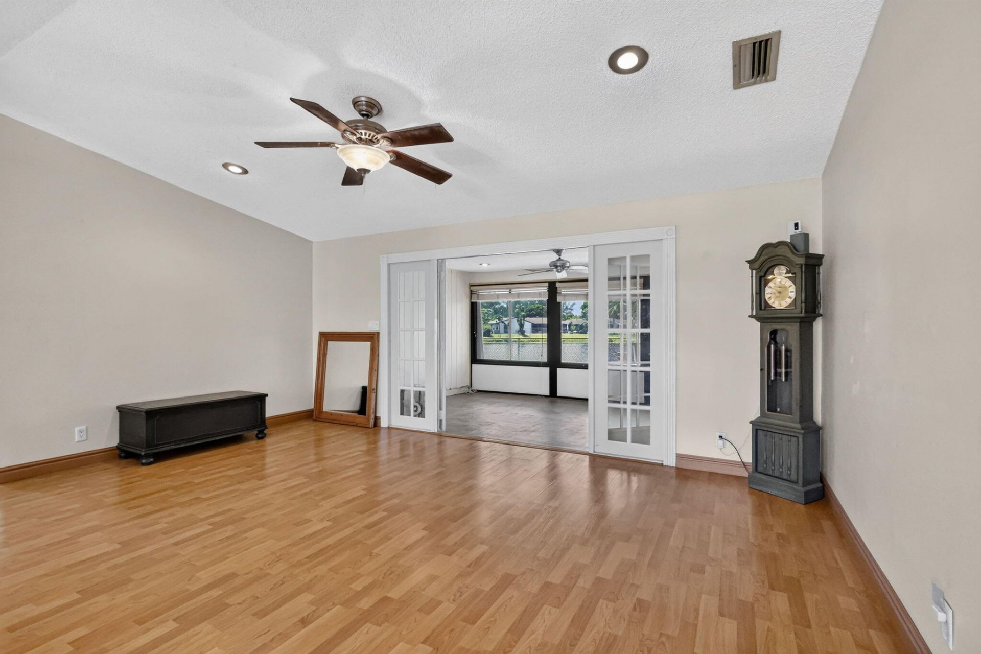 8353 Raymond Drive, Boynton Beach, FL 33472 Photo