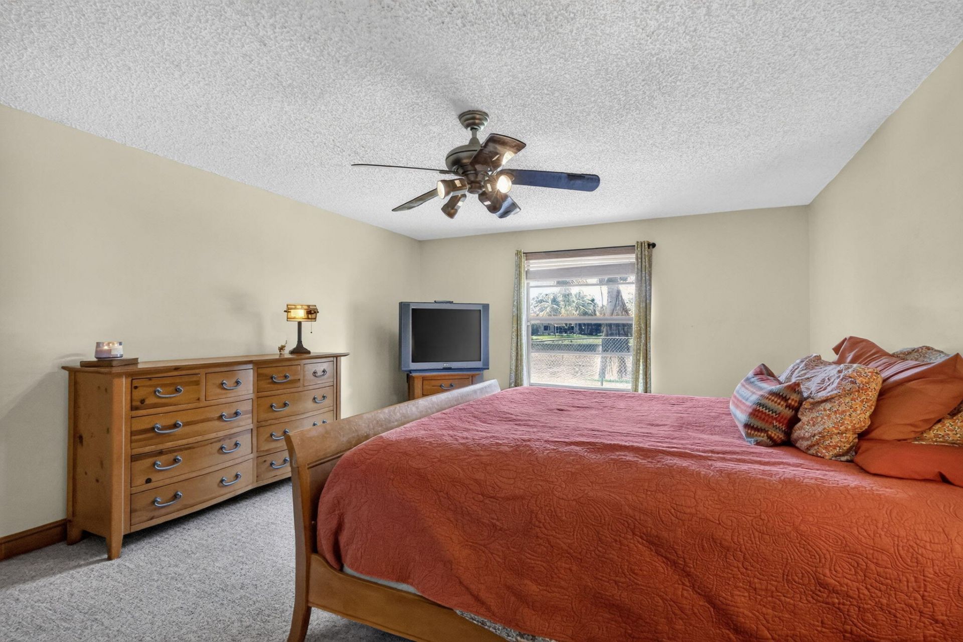 8353 Raymond Drive, Boynton Beach, FL 33472 Photo