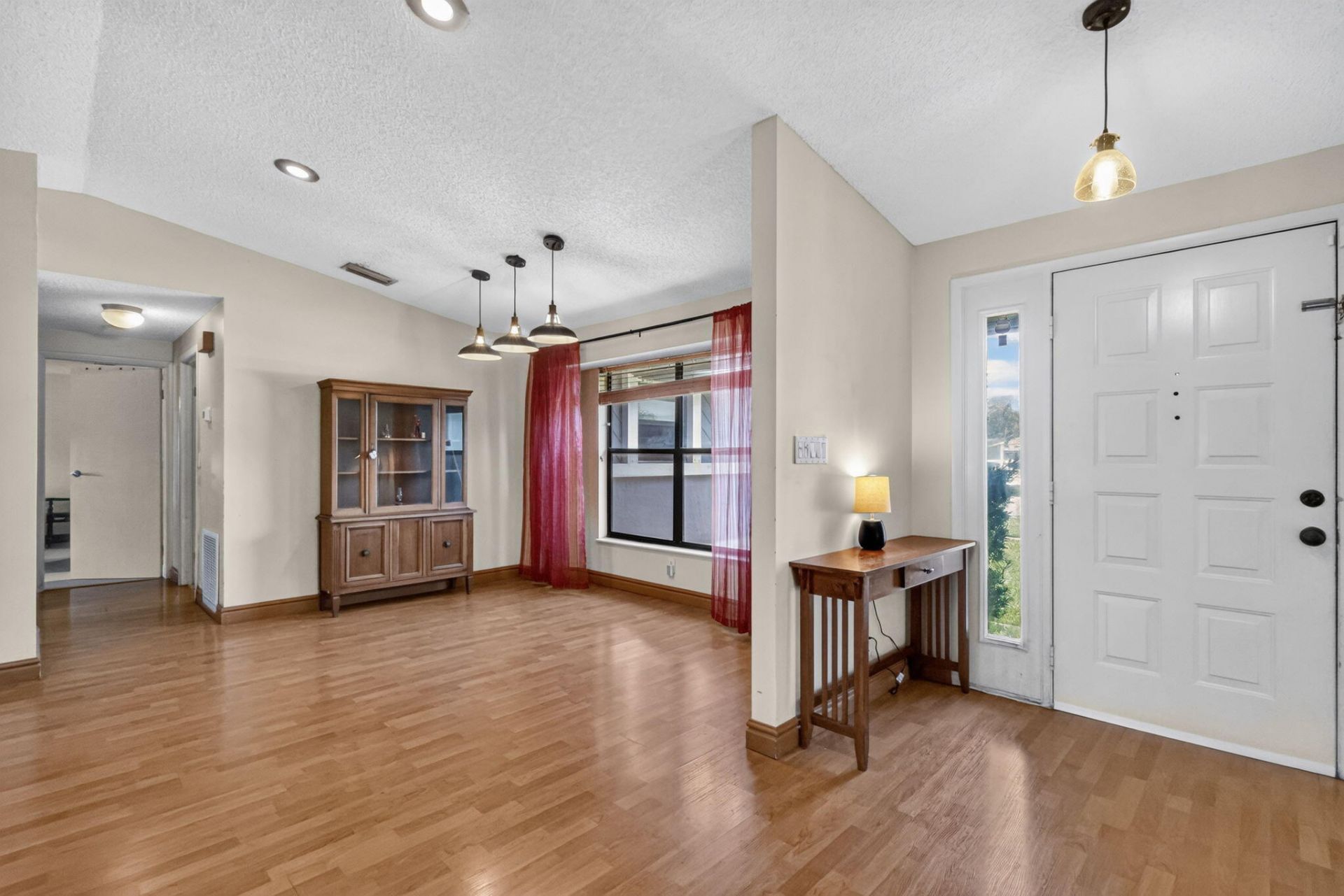 8353 Raymond Drive, Boynton Beach, FL 33472 Photo