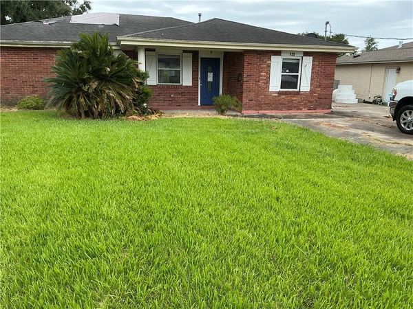 120 PI Street , Belle Chasse, LA 70037