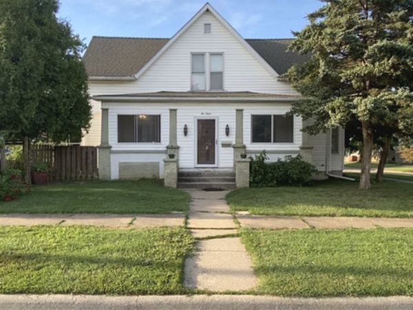212 E Church Street , Harrisburg, IL 62946