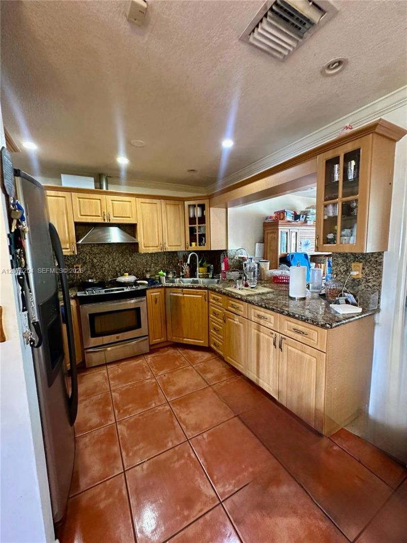 10330 Puerto Rico Dr , Cutler Bay, FL 33189 Photo