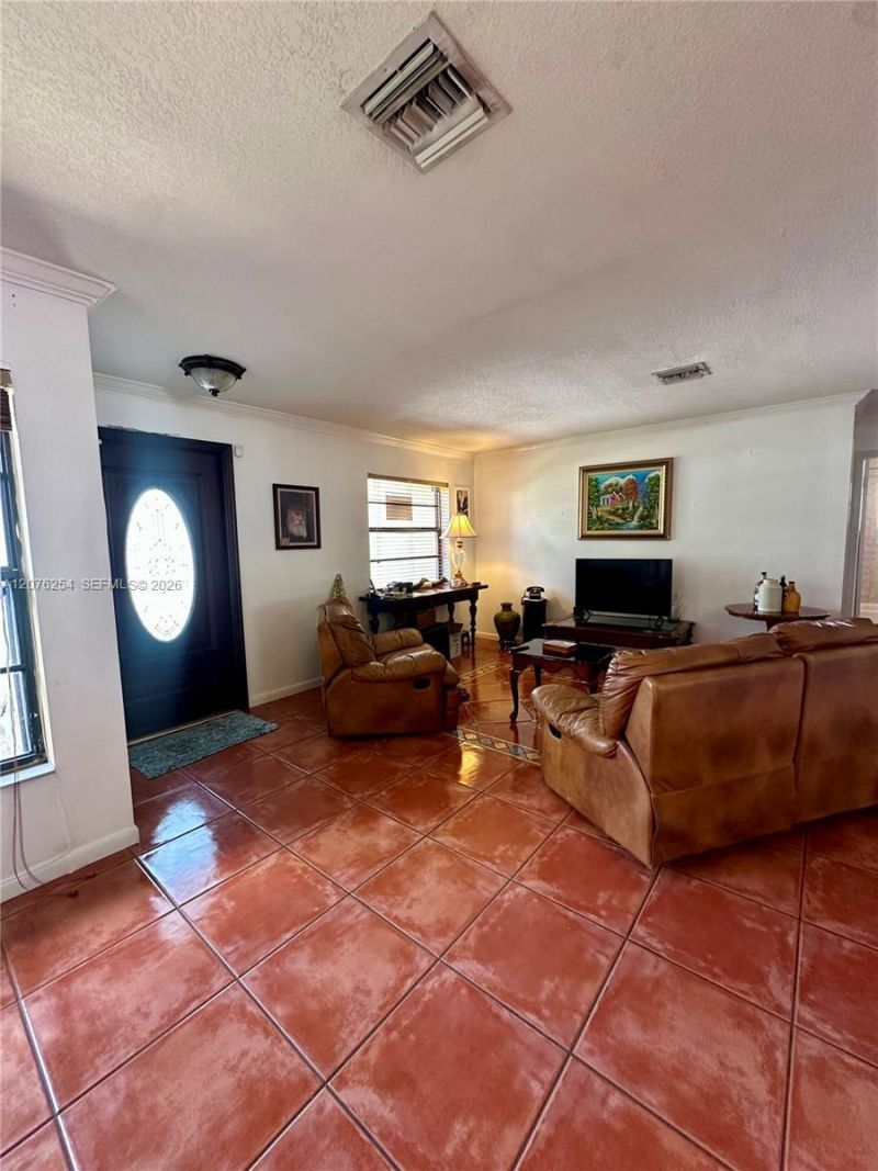 10330 Puerto Rico Dr , Cutler Bay, FL 33189 Photo