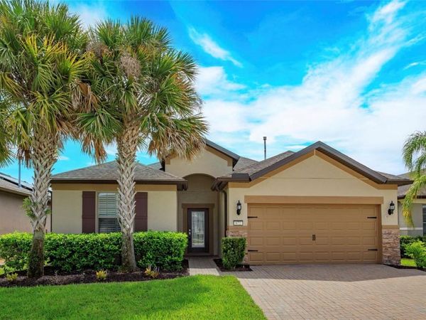 672 CORDOBA DRIVE , DAVENPORT, FL 33837