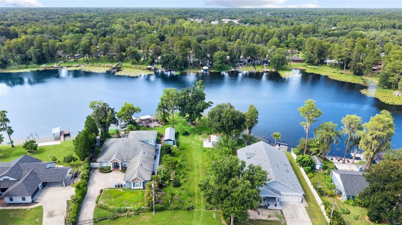 15916 Willowdale Road , Tampa, FL 33625 Photo