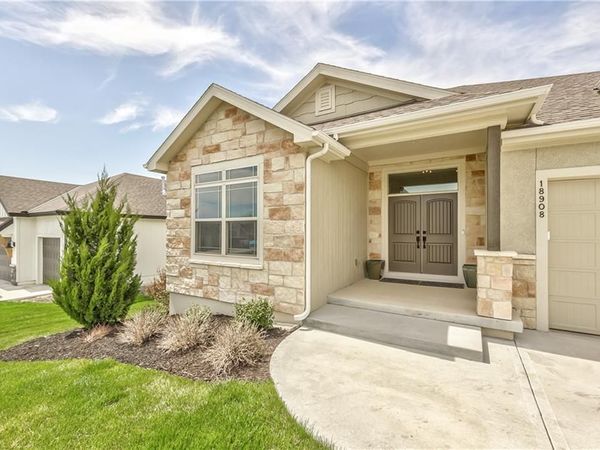18908 Corbin Street, Spring Hill, KS 66983